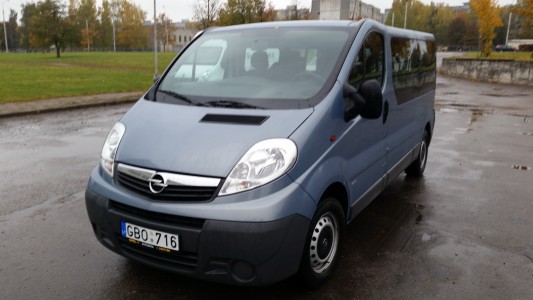Mikroautobusų nuoma Vilniuje be vairuotojo atnaujinome transporto parką Opel Vivaro 8 vietų